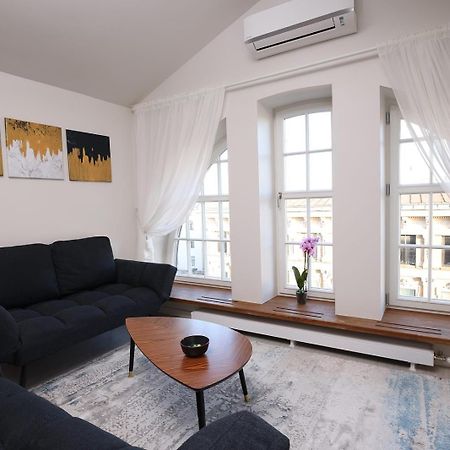 Bright Attic Flat In The Centre Apartment Riga Exterior photo