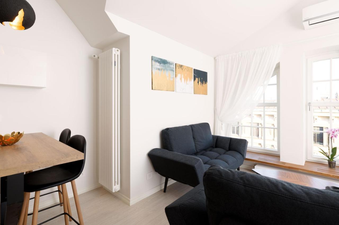 Bright Attic Flat In The Centre Apartment Riga Exterior photo